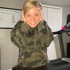 Meet your Posher, Lauryn